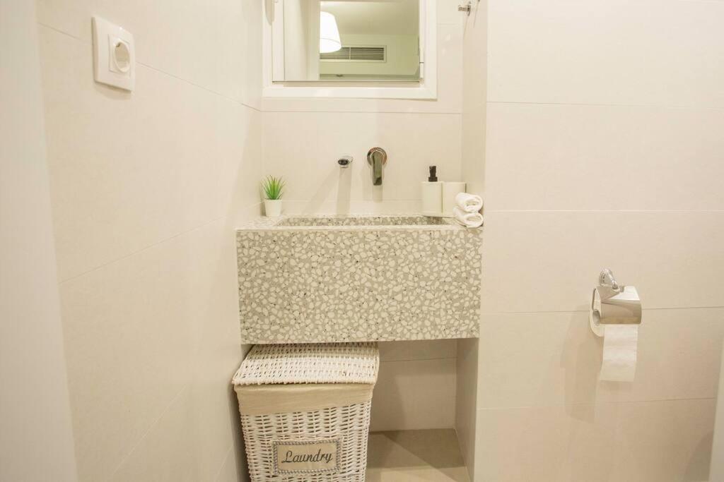 Apartamento 350M From Museum Of Acropolis A Cozy & Quiet House Atenas Exterior foto
